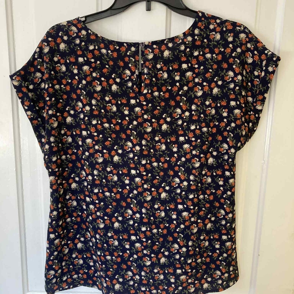So blouse - Picture 2 of 2